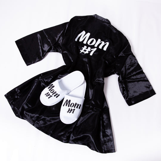 Mom #1 Gift Set : Satin Robe + Slippers