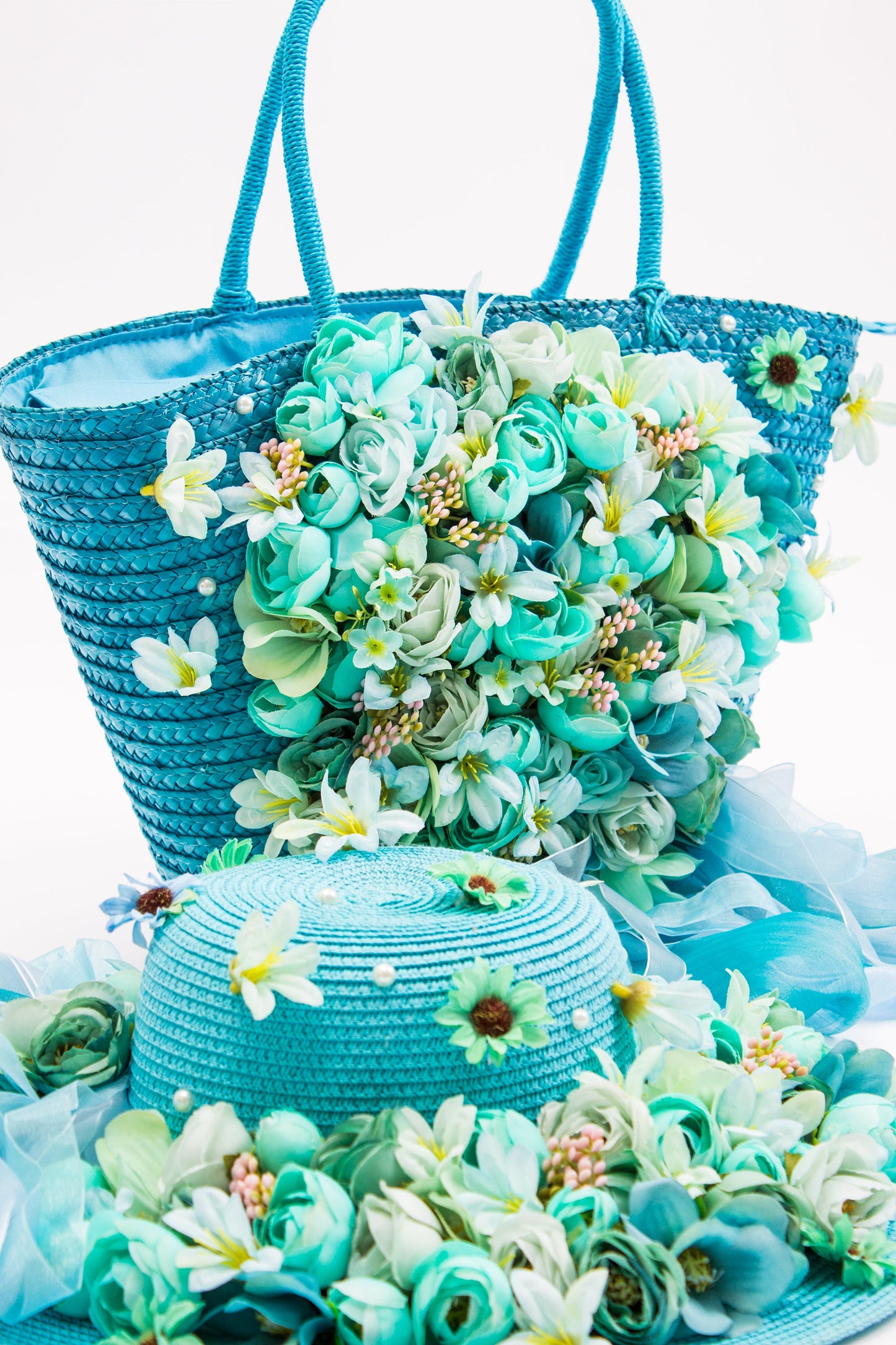 Bridal Straw Bag and Matching Hat with Flowers
