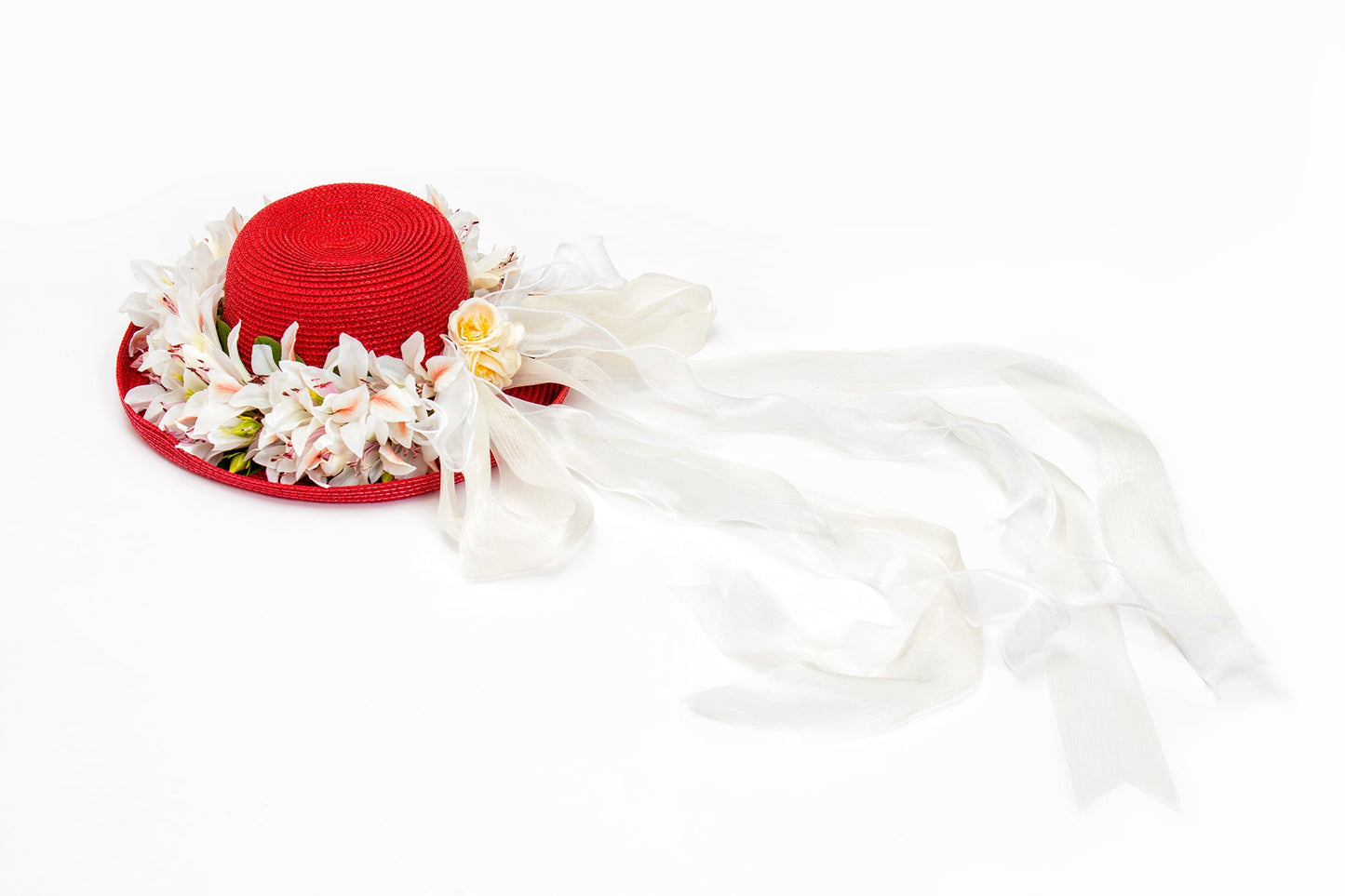 Bridal Straw Bag and Matching Hat with Flowers