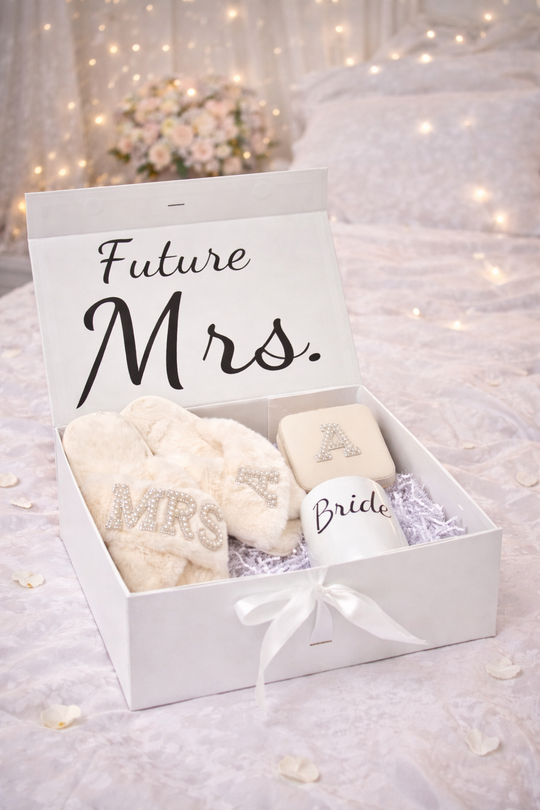 Custom Bridal Gift Set – Personalized Fluffy Slippers, Jewelry Box & Tumbler for Bride