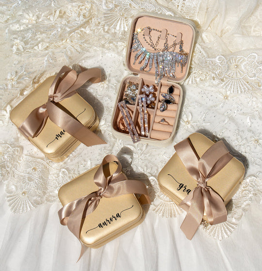 Custom Bridesmaid Jewelry Boxes