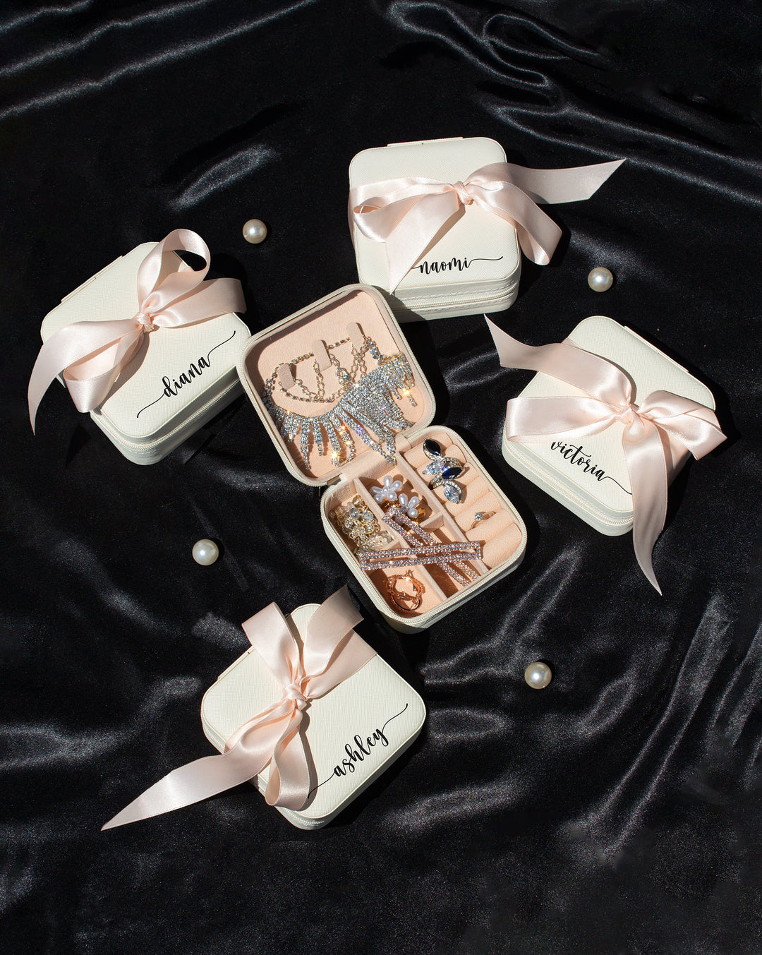 Custom Bridesmaid Jewelry Boxes