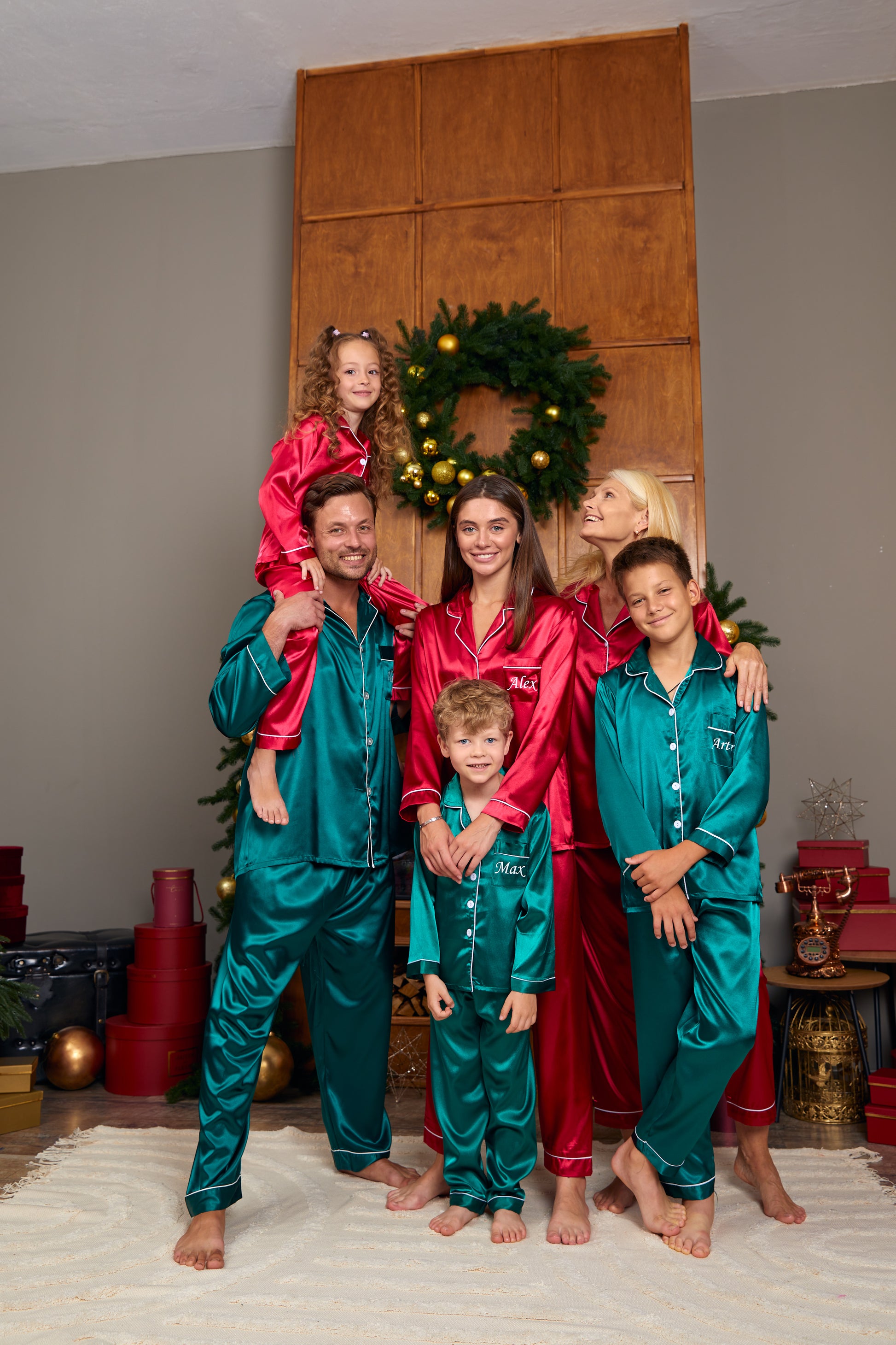 Xmas Satin Customized Family Matching Pajamas L+L – Sunny Boutique