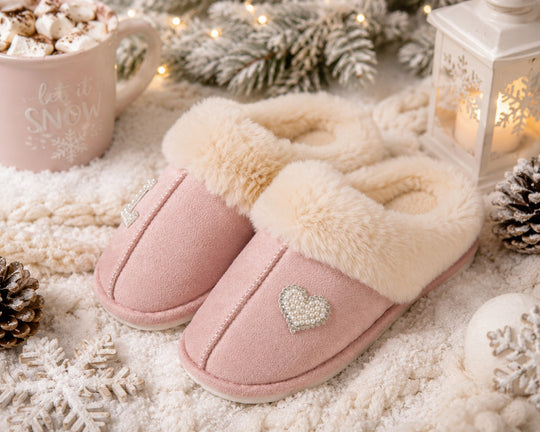 Personalized Winter Slippers – Custom Initial Cozy Faux Fur House Slippers