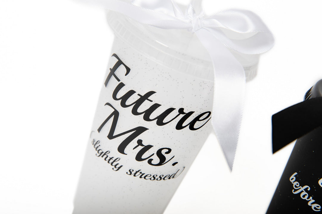 Customized Plastic Tumblers with Bow, Bridal Party Cups, Bachelorette Party Cups, Future Mrs Cup, Funny Bridesmaid Tumblers, Reusable Party Cups
