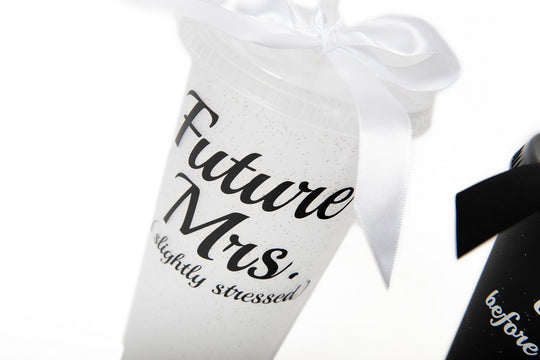 Customized Plastic Tumblers with Bow, Bridal Party Cups, Bachelorette Party Cups, Future Mrs Cup, Funny Bridesmaid Tumblers, Reusable Party Cups