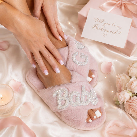 Bride & Babe Fluffy Bachelorette Slippers – Rhinestone Bridal Party Slippers