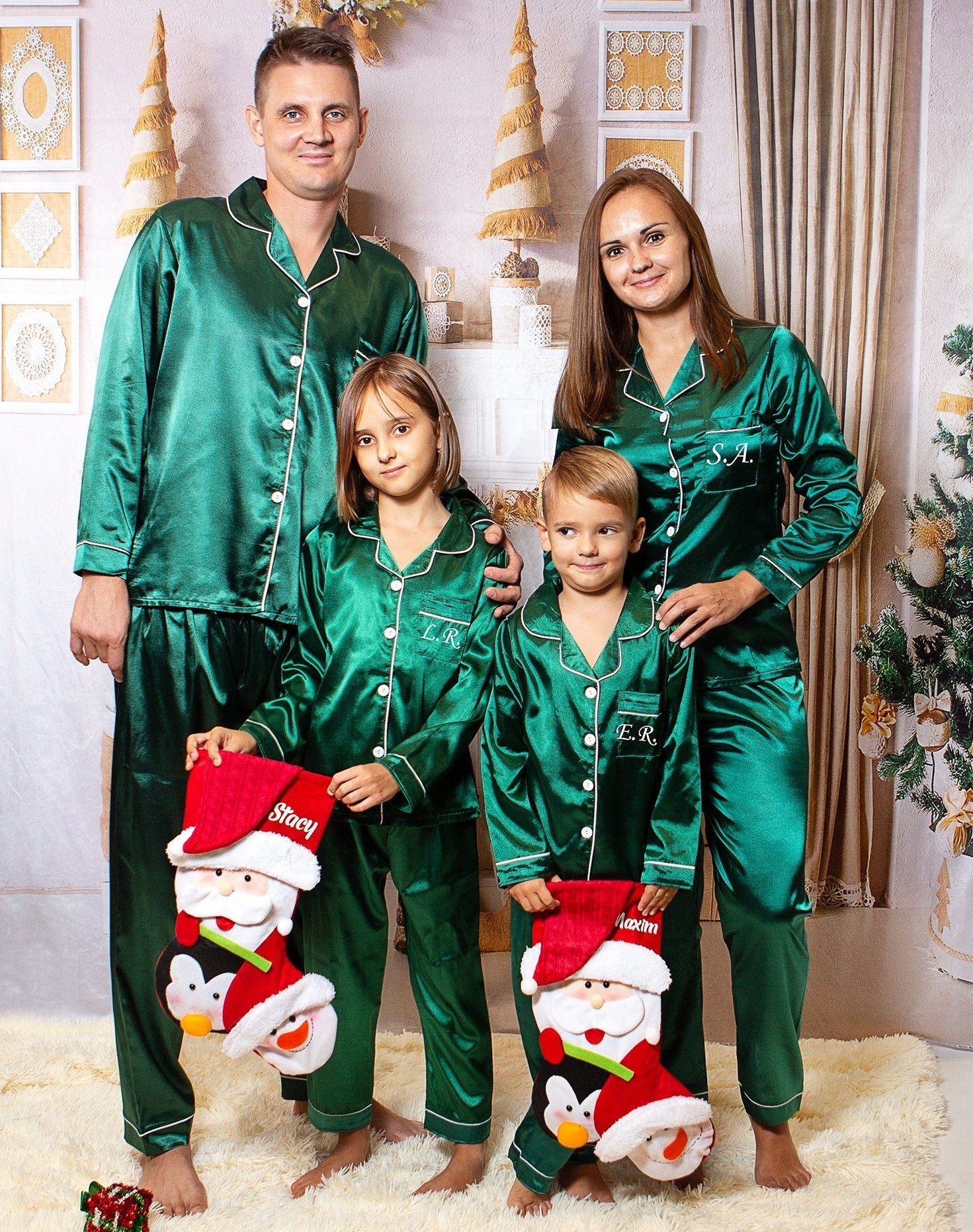 Christmas matching pjs discount family