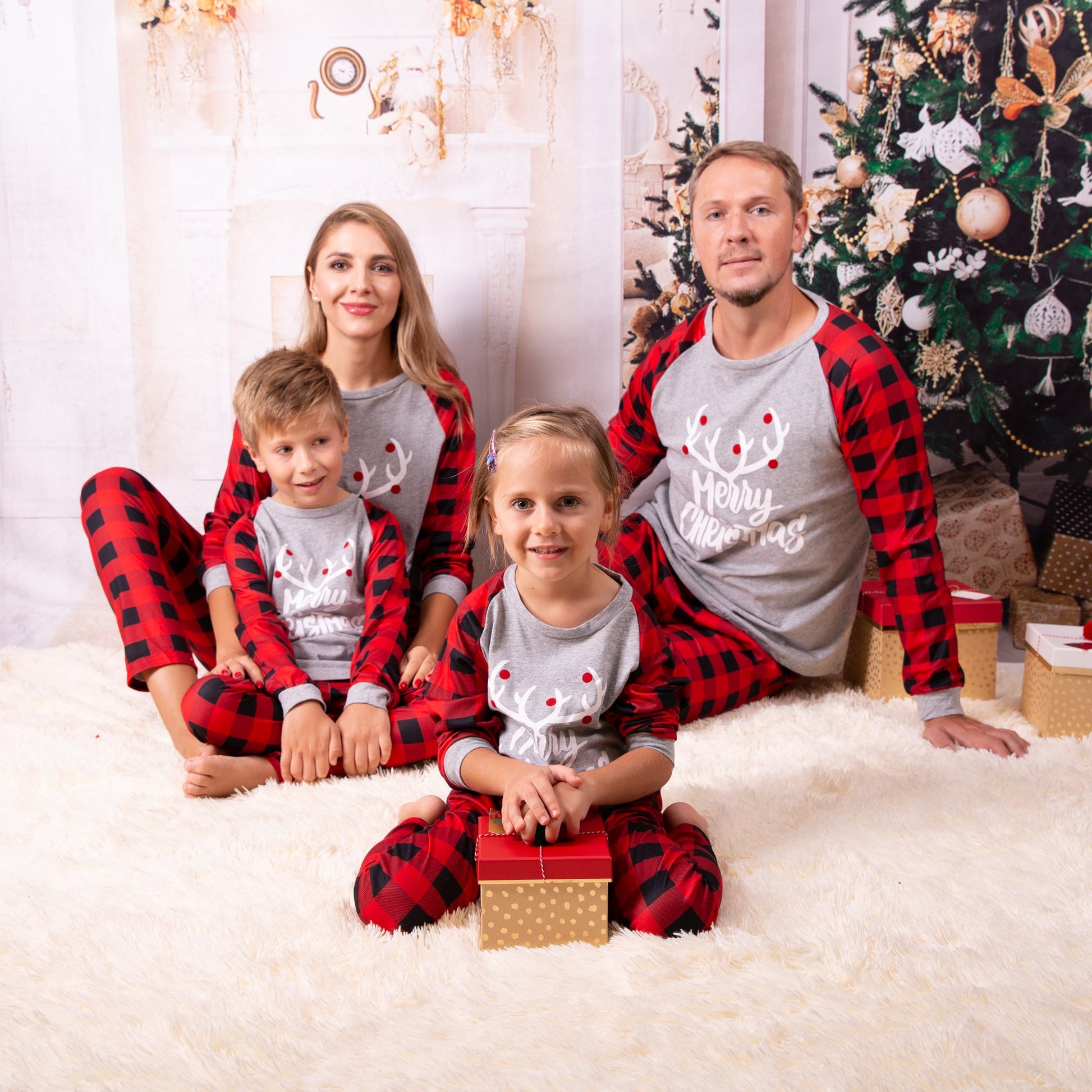 Xmas Eve Family Matching Plaid Pajama Sets - Pajamas for 