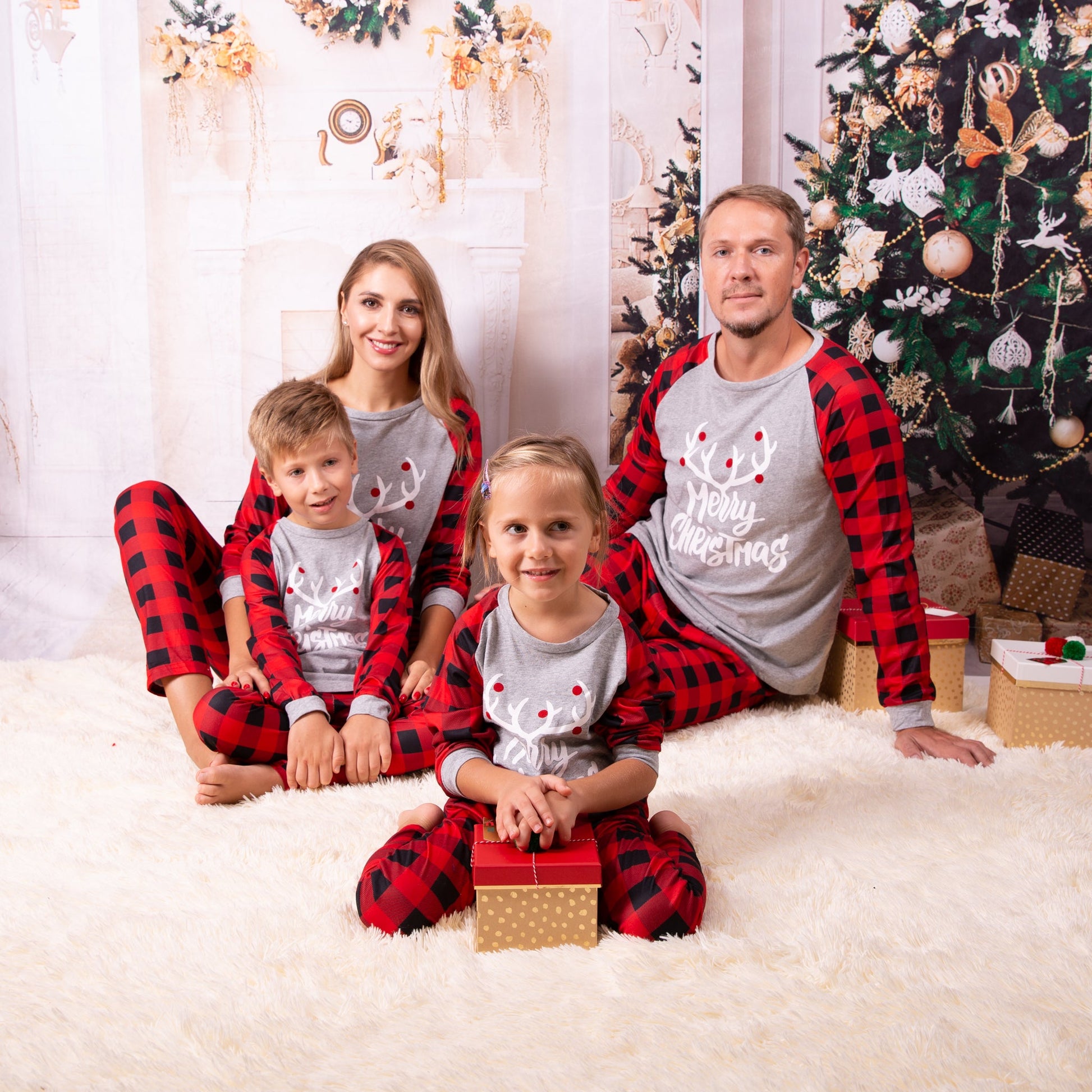 Xmas Eve Family Matching Plaid Pajama Sets - Pajamas for 